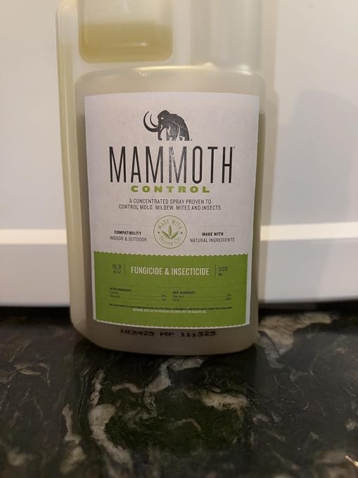 Mammoth Control - Concentrated Miticide, Fungicide and Insecticide - Made with Thyme Oil (500 ml)