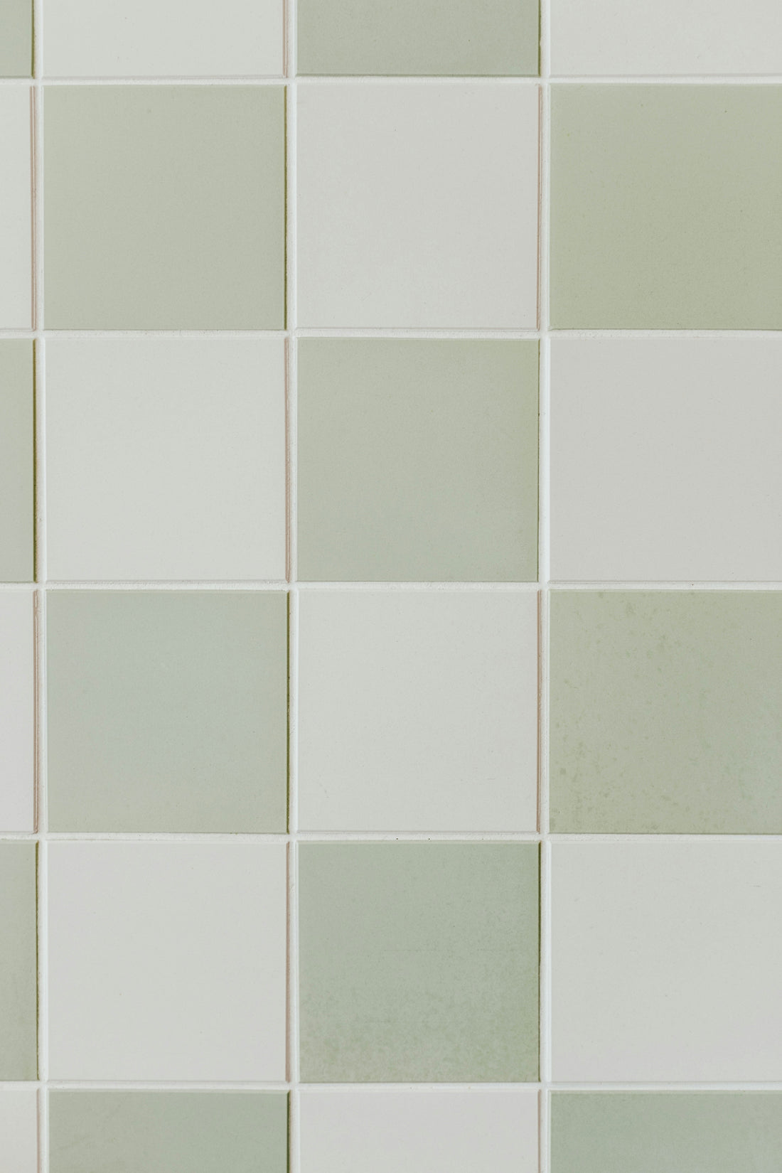 [CLEANMENT] The "Dish Soap Water Wall": How to stop baseline grease splatters on kitchen backsplash tiles permanently