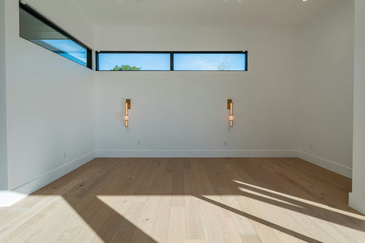 [CLEANMENT] The "Glycerine Base Baseboard Shield": How to keep painted wooden baseboards completely dust-free for 30 days