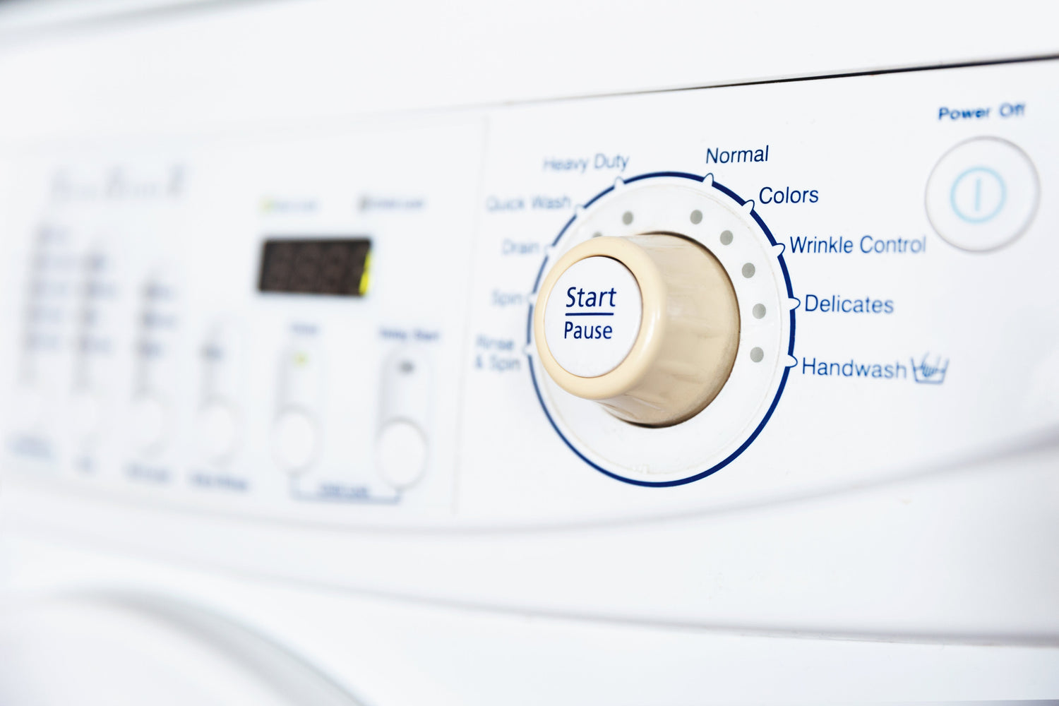 LAUNDRY & UTILITY