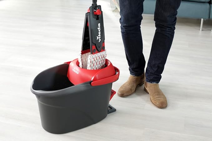 Vileda Ultramax Turbo XL Set, XL Floor Mop with Telescopic Handle for Large Surfaces, Microfibre Mop Cover, Bucket with Spinner, for All Hard Floors, Love It Clean, Eco Packaging