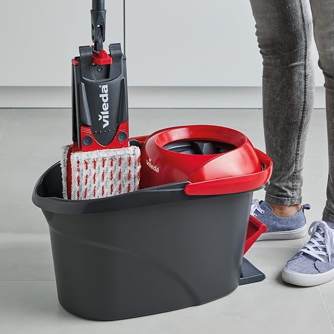Vileda Ultramax Turbo 2-in-1 Floor Mop Complete Set, Mop with Telescopic Handle, Microfibre Cover and Bucket with Power Spinner, for All Hard Floors, Handle Length 75-130 cm, Eco Packaging
