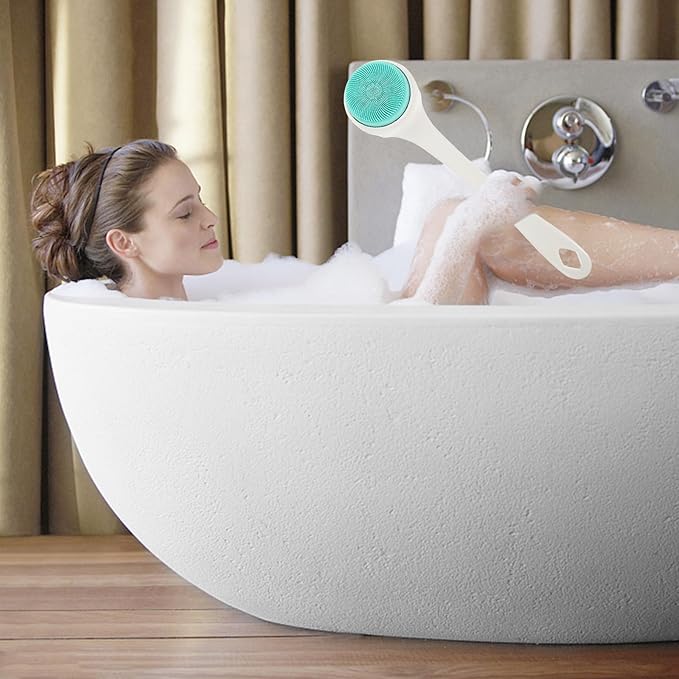 Homoyoyo Electric Waterproof Body Scrubber with 5 Silicone Brush Heads Rechargeable Back Brush for Shower Exfoliating and Dead Skin Removal, White Bath Cleaning Tool for Personal Care