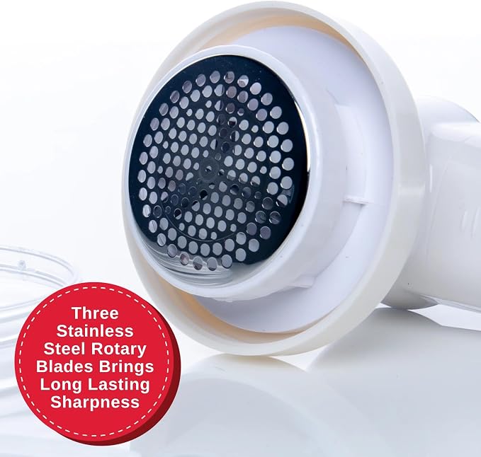 SINGER?? Compact & Portable Fabric Shaver and Lint Remover | Battery operated device, 3 stainless steel blades, detachable catcher, easy to clean - Image 4