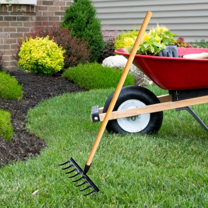 Garden Tool for Soil Preparation Wooden Handle Rake for Flower Beds, 8 Teeth 26x12x10cm