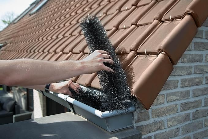 Gutter Brush Guard, Prevents Clogs, Filters Leaves, for 5 Inch Gutters (4.25 Inch - 140 Ft.)