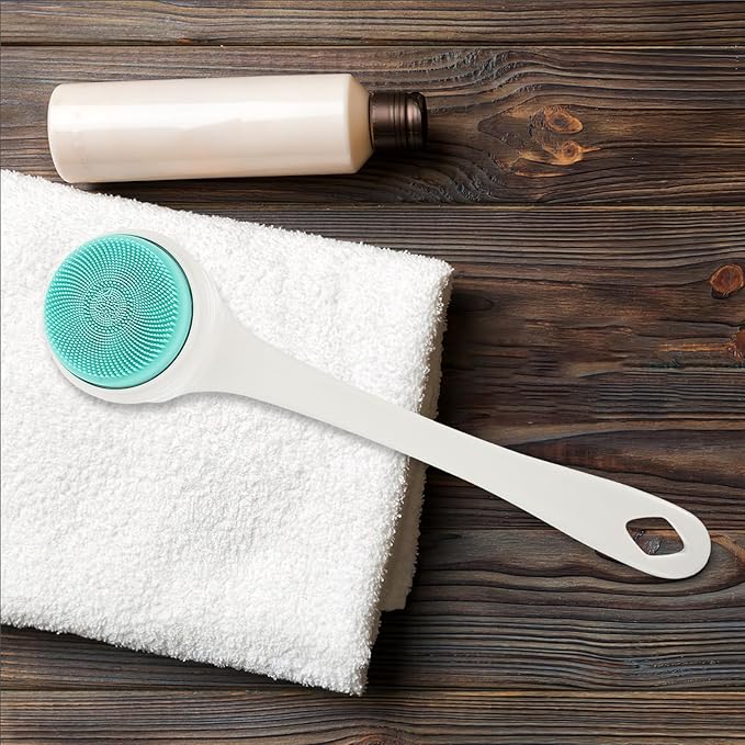 Homoyoyo Electric Waterproof Body Scrubber with 5 Silicone Brush Heads Rechargeable Back Brush for Shower Exfoliating and Dead Skin Removal, White Bath Cleaning Tool for Personal Care