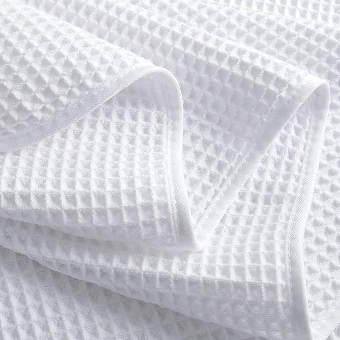 POLYTE 430 GSM Microfiber Oversize Quick Dry Lint Free Bath Towel, 60 x 30 in, 4 Pack (Waffle Weave)