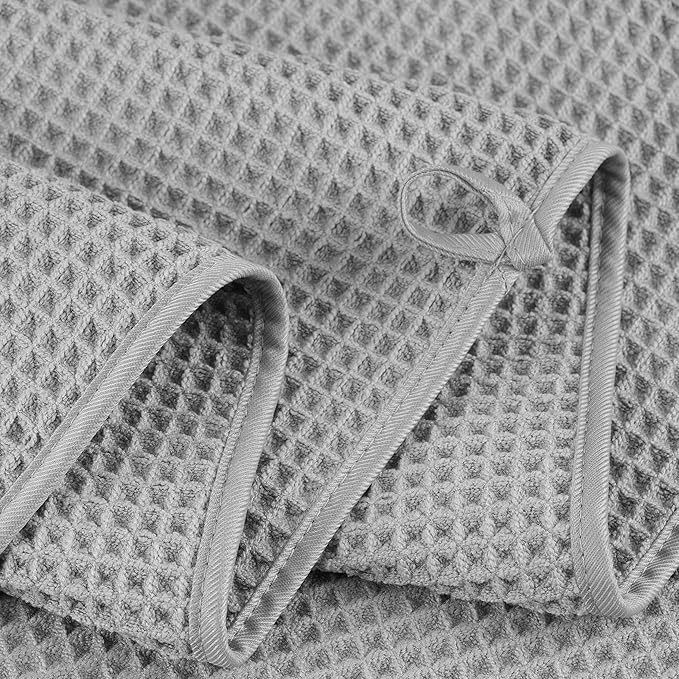 POLYTE 430 GSM Microfiber Oversize Quick Dry Lint Free Bath Towel, 60 x 30 in, 4 Pack (Waffle Weave)