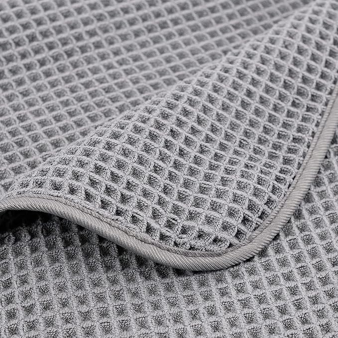 POLYTE 430 GSM Microfiber Oversize Quick Dry Lint Free Bath Towel, 60 x 30 in, 4 Pack (Waffle Weave)